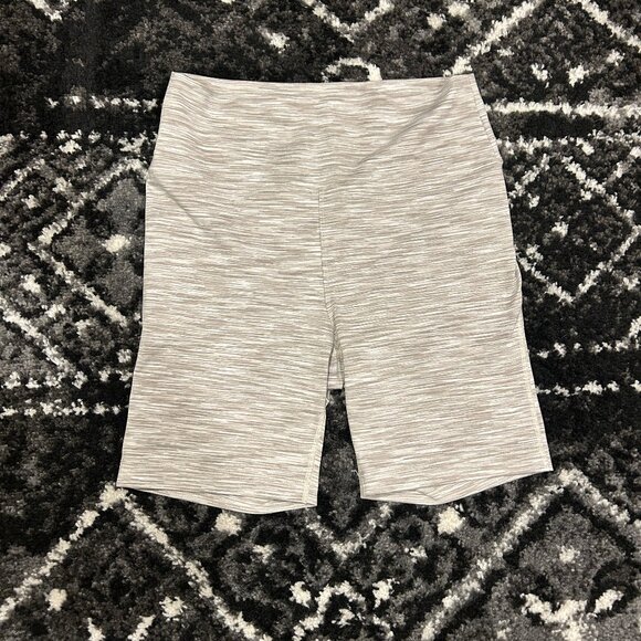 Outdoor Voices Flow 7" Bike Shorts Oatmeal Size Med - Picture 2 of 4
